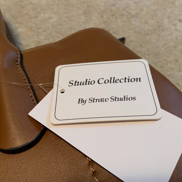 Studio Collection by Straw Studios NWT Cognac Bag - Picture 9 of 14